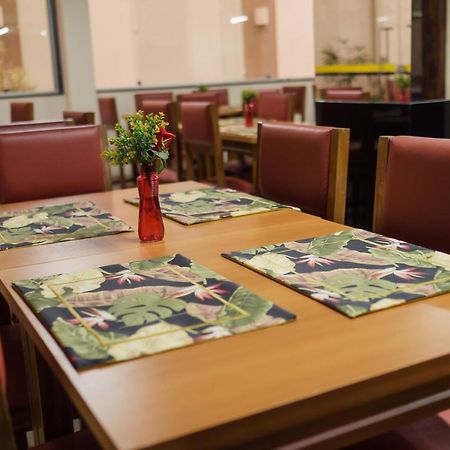 Ibituruna Center Hotel Говернадор Валадарес Екстериор снимка