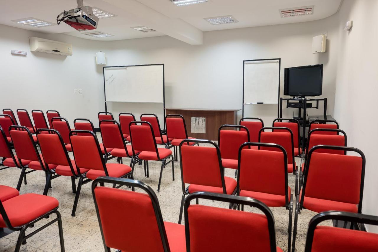 Ibituruna Center Hotel Говернадор Валадарес Екстериор снимка
